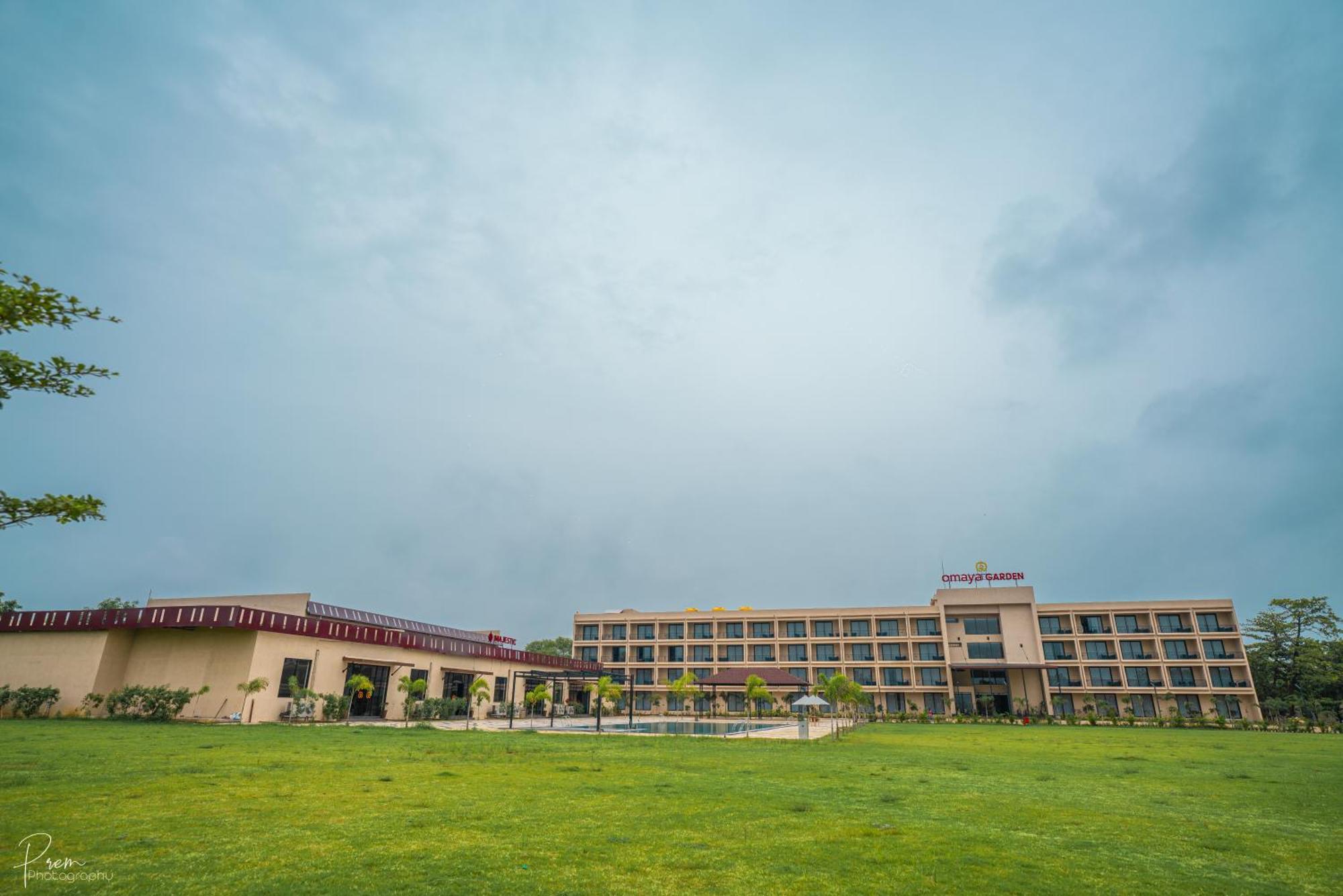Hotel Omaya Garden Raipur  Luaran gambar